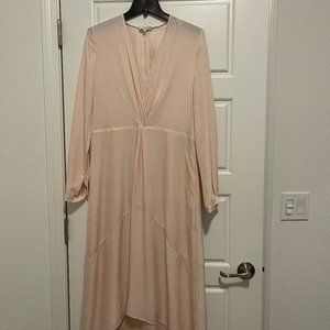 Vince Twist Drape Long Sleeve Dress in Oat Blush | Size 14